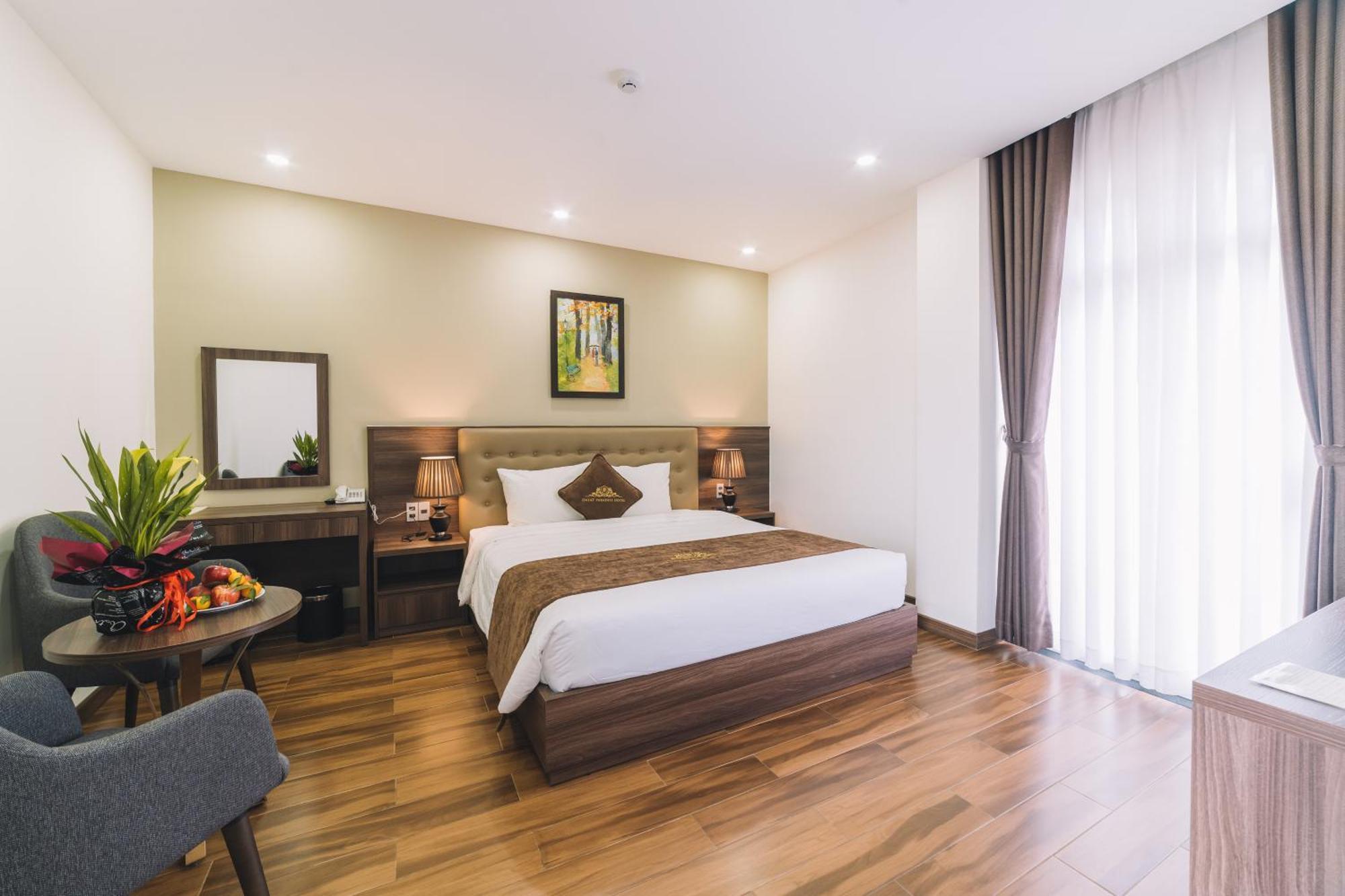 Paradise Hotel 3*