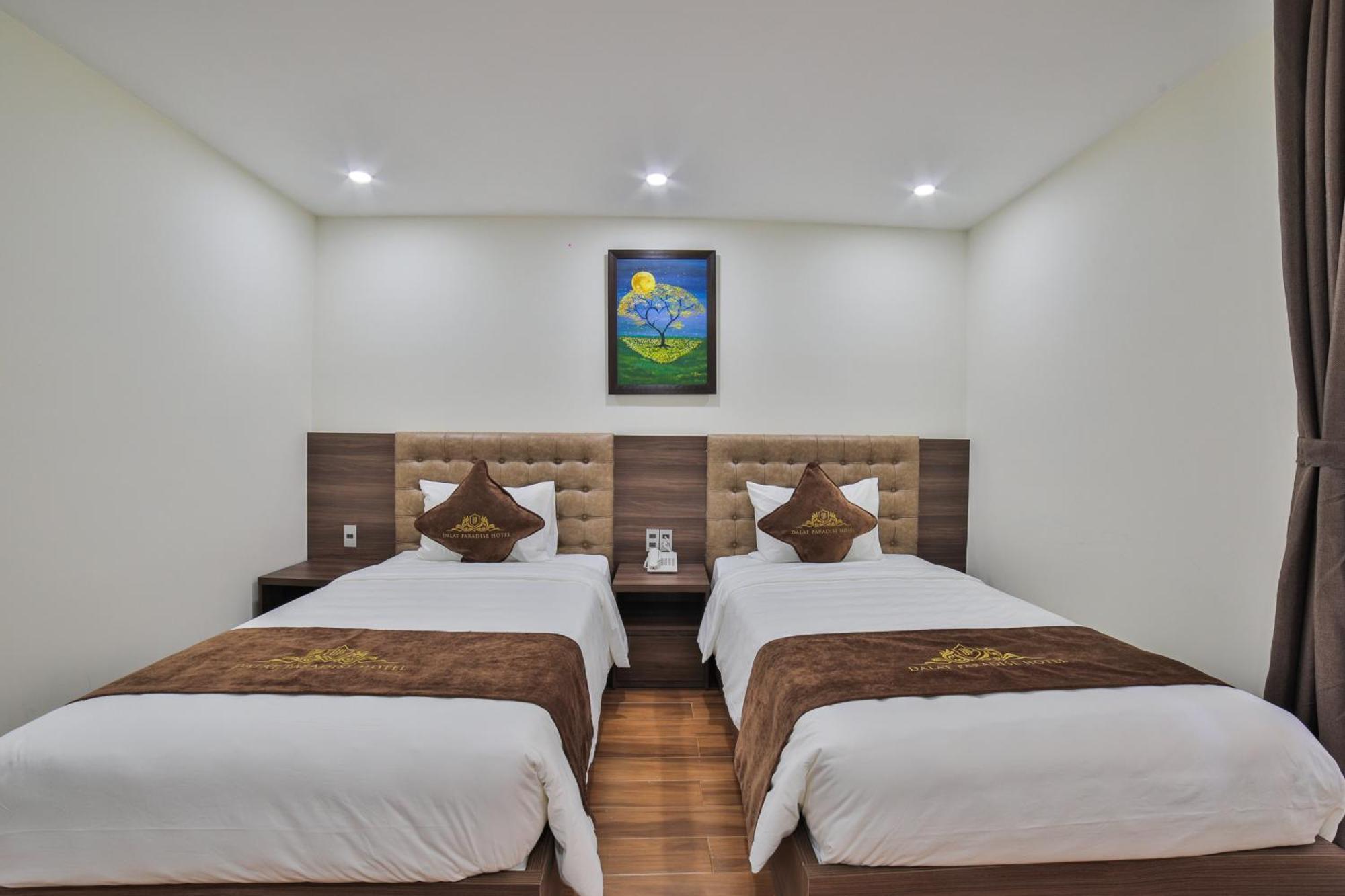 Paradise Hotel